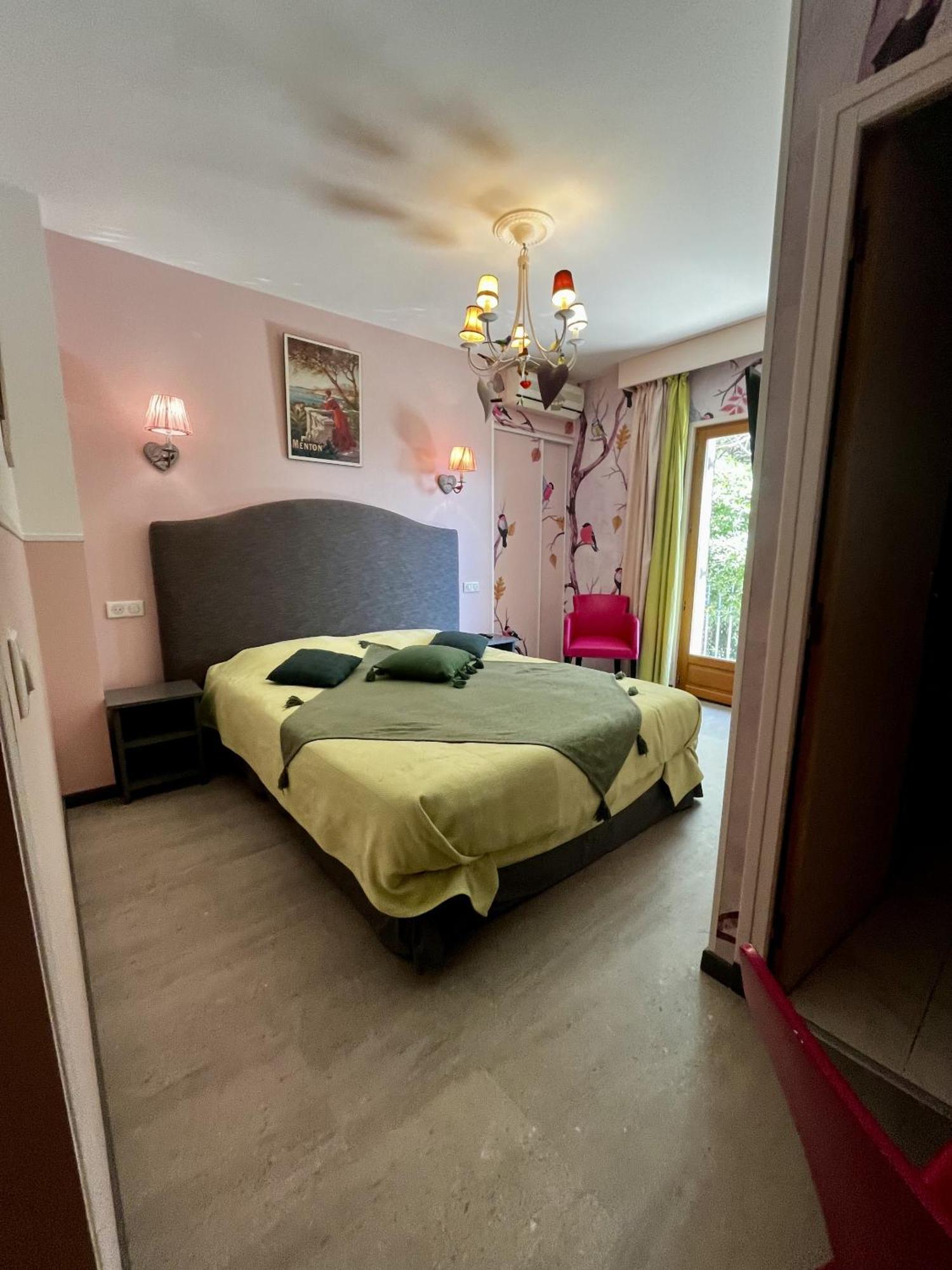 Hotel Le Patio Theoule-sur-Mer Ngoại thất bức ảnh